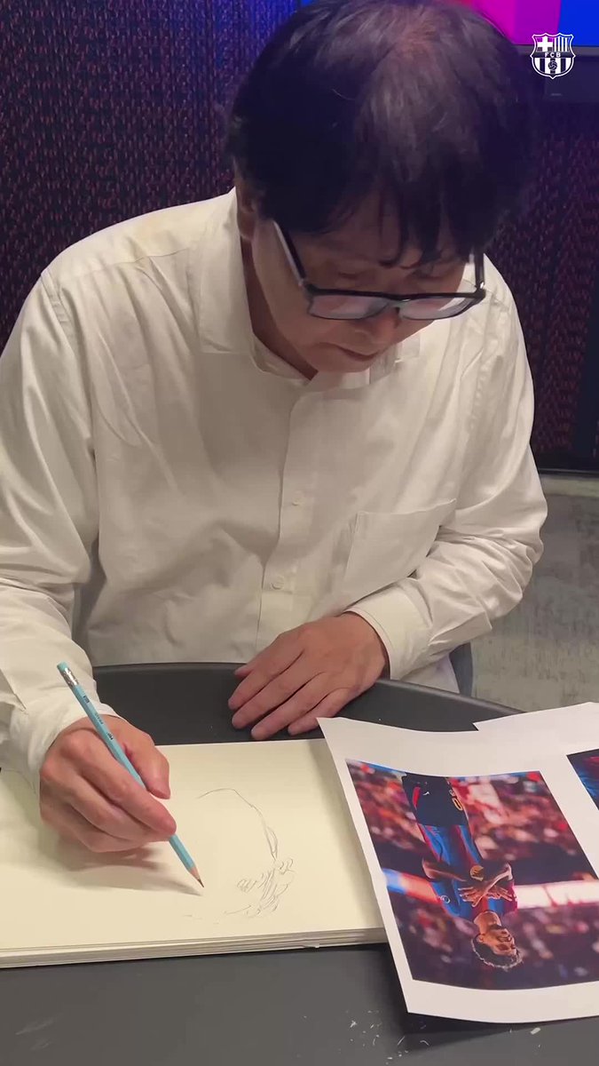 Yoichi Takahashi, the creator of the Captain Tsubasa manga series, is shown sketching a character with a blue pencil, with a photo of FC Barcelona player Lamine Yamal in his jersey beside him—referencing the post's note that he drew Yamal in his iconic style. A small FC Barcelona crest appears in the top-right corner of the image.