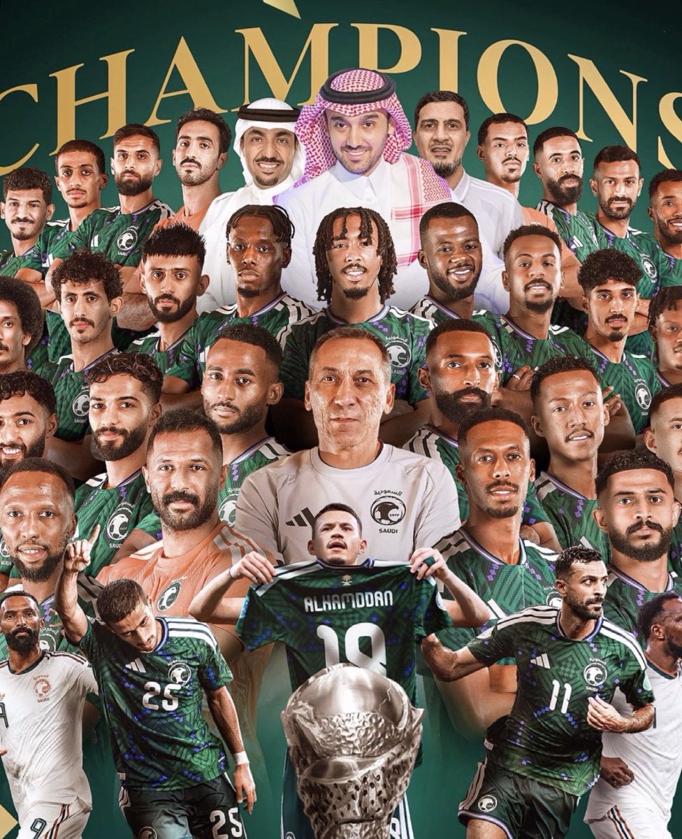 mnfsaud's tweet photo. أنا سعودي ويا كبره من فخر انا سعودي وكفى 

روح ابناء الوطن من نشأ وترعرع فيها في هاذا البلد في اشياء لا تشترى🇸🇦🇸🇦🇸🇦🇸🇦🇸🇦🤍💚 https://t.co/rlXjPCCjCb