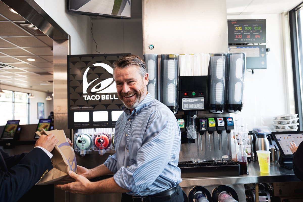 ToddYoungIN's tweet photo. I love Taco Bell and was thrilled to serve a few tacos during the grand opening of the new Brownstown location today. 

Thank you for the bean burrito to go! https://t.co/0dlbyw7IcP