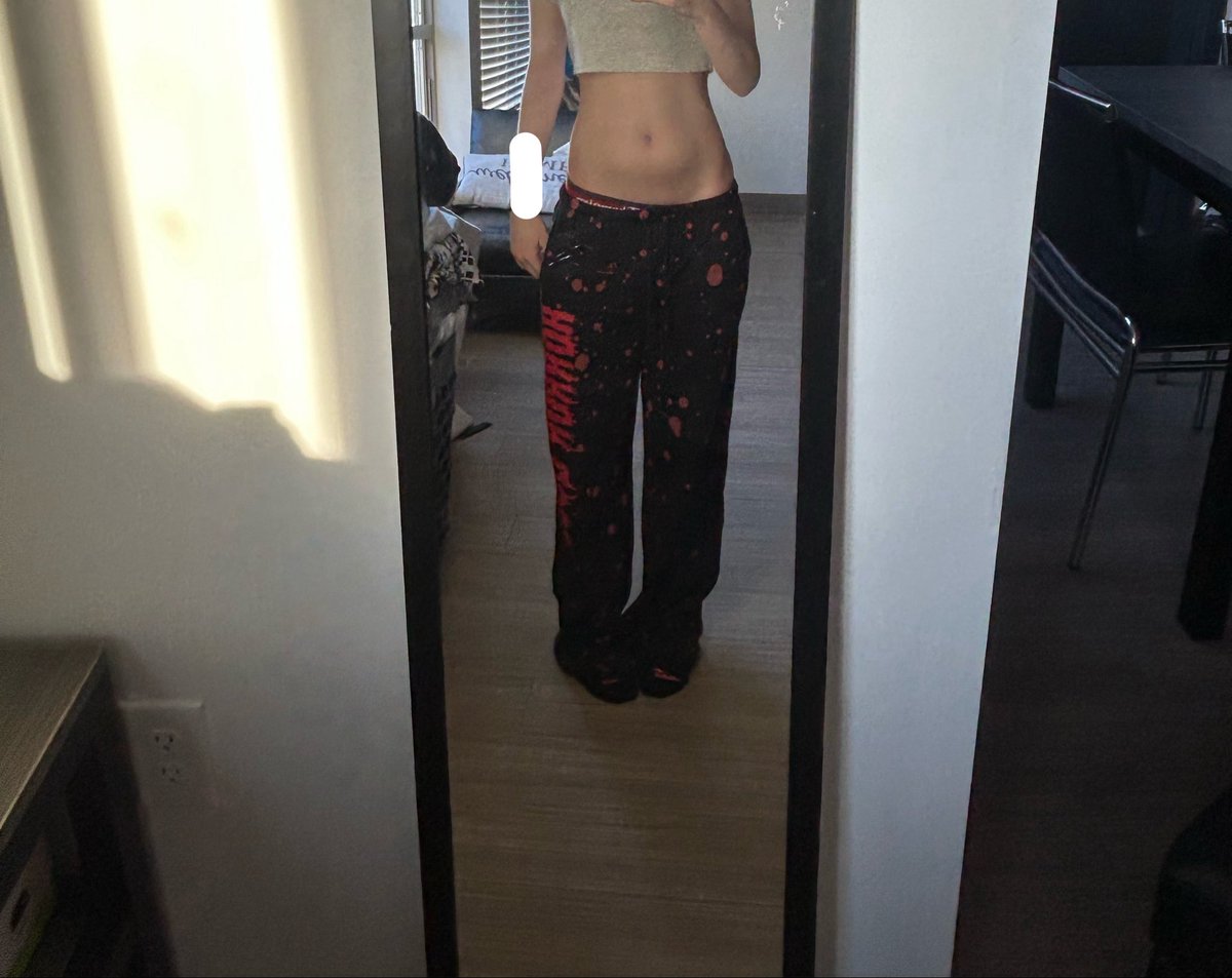 tinyforg's tweet photo. body check haven’t posted one in forever don’t say anything mean i’ll cry https://t.co/iJYzGPMYpb