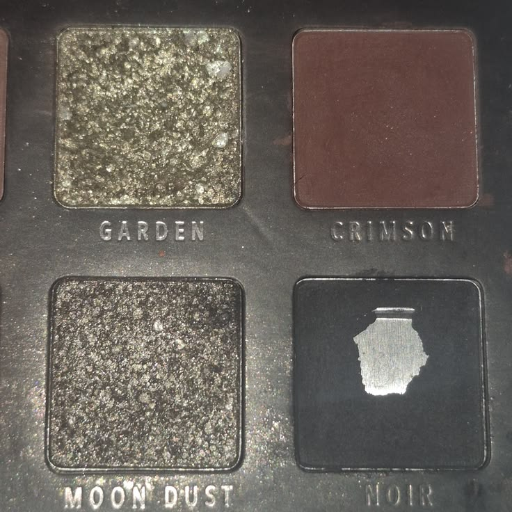 aka_lyrixs's tweet photo. how does pinterest see u ?  

• pusheen 
• eyeshadow 
• pattern  
• dessert https://t.co/lVK8dGE9EW