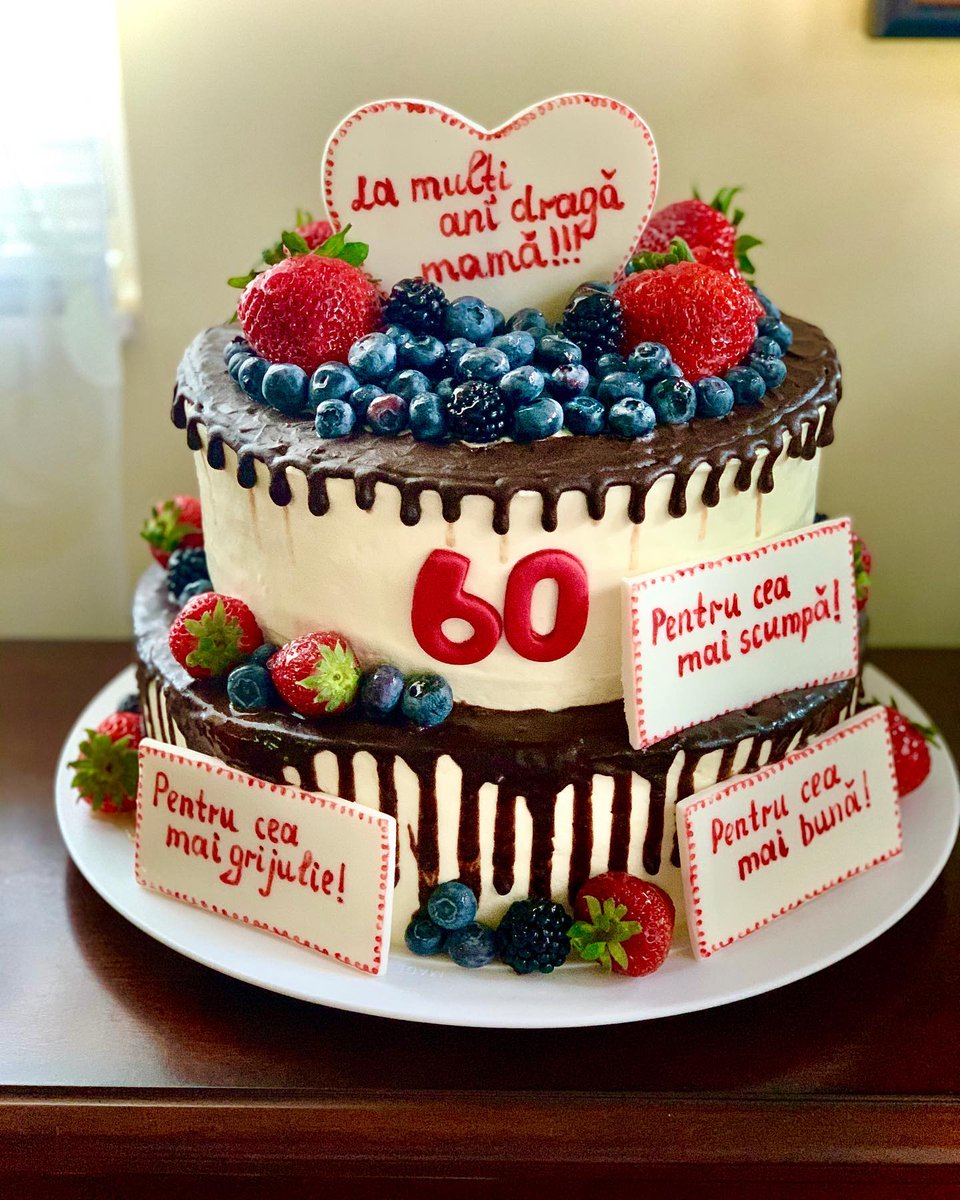 mitGV9's tweet photo. Cake for Oksana! Happy birthday! https://t.co/z1tCHxxNDt