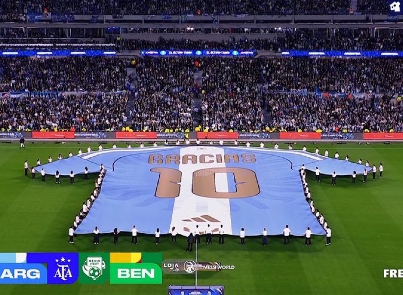 DAV_DAN96's tweet photo. We all watching Messi's final country game right?? https://t.co/qgBUtC99Dm