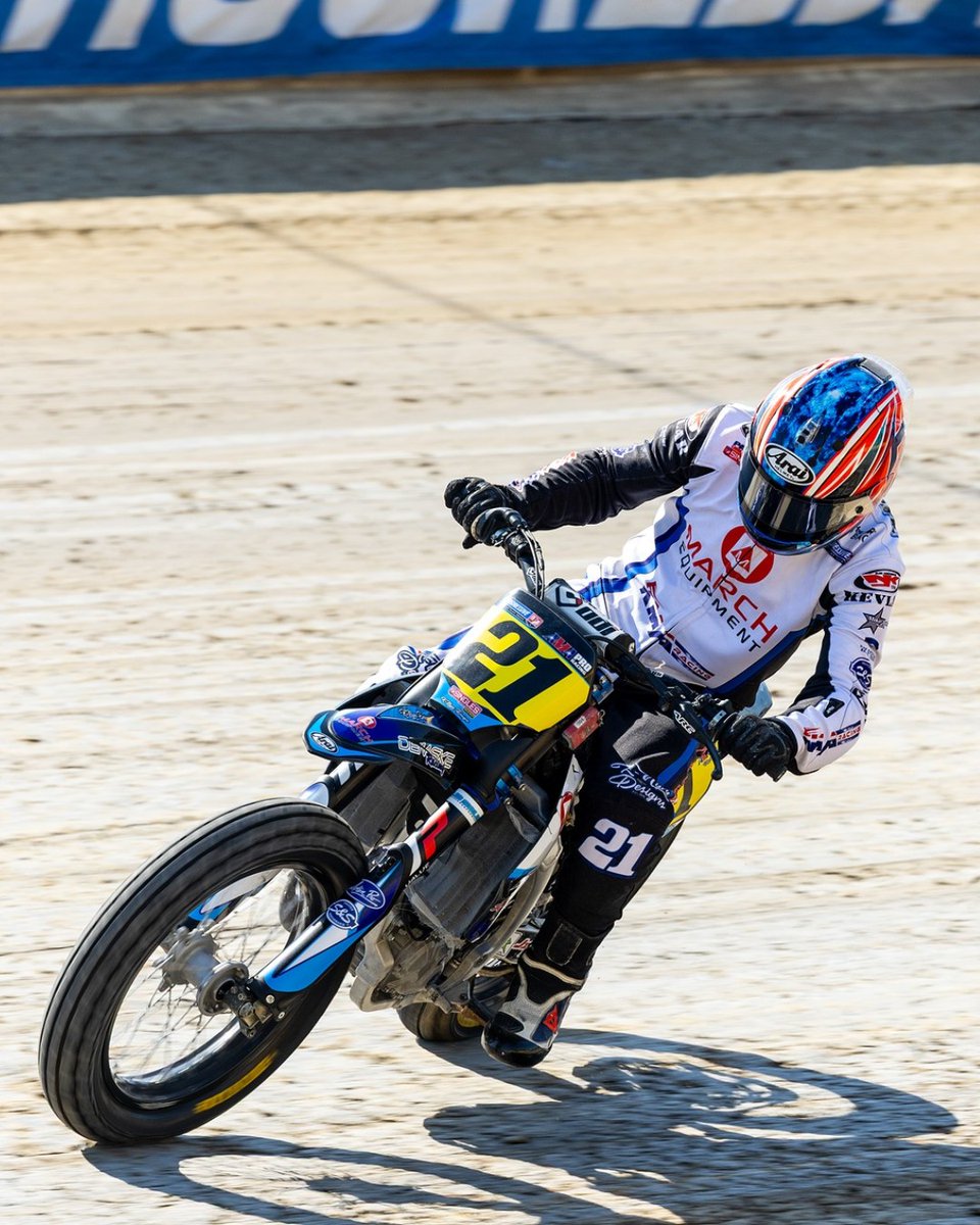 AmericanFlatTrk's tweet photo. Trevor Brunner came out swinging in front of a packed Senoia Raceway. π₯
Brunner delivered at Atlanta Short Track, taking the win in Round 3.
#AmericanFlatTrack #FlatTrack #MotorcycleRacing https://t.co/FmNjN9Hry1