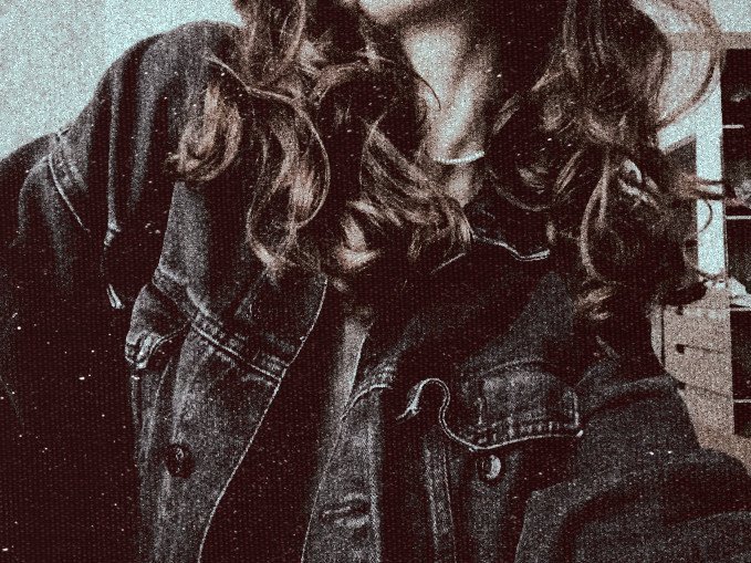 fairyfingers_'s tweet photo. ᅠ
𝓼he  is  an  old   soul  with  new  style﹐
who   wears  black   and  speaks   her
mind   .    so   powerful ﹐ she   leaves
her  ᅠprints  ᅠon  ᅠ everyone ᅠ she
touches    because   she    is    both    :
𝐚 ᅠ 𝐬𝐚𝐯𝐚𝐠𝐞ᅠ 𝐚𝐧𝐝  ᅠ 𝐚ᅠ  𝐬𝐰𝐞𝐞𝐭𝐡𝐞𝐚𝐫𝐭ᅠ .
ᅠ https://t.co/reOSF2p2Ne