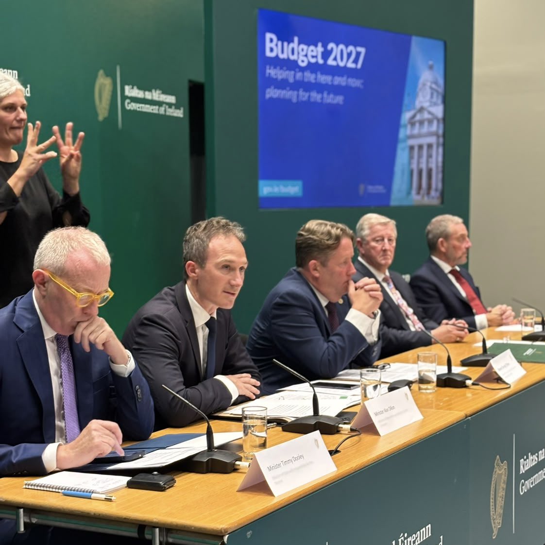 Alan_Dillon's tweet photo. A strong Budget 2027 for a cleaner, more sustainable Ireland. 🌱

As Minister with responsibility for the Circular Economy, I’m pleased to welcome over €155 million to grow the circular economy, tackle waste and protect our environment. https://t.co/o8ovA3zfIJ