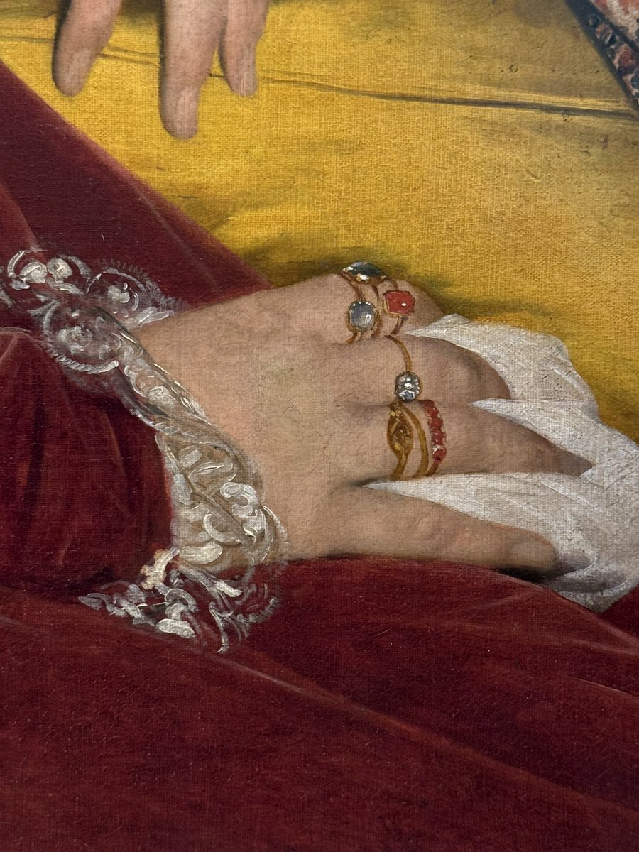 janviertoscan's tweet photo. Il vous reste un mois pour visiter l’excellente exposition « Ingres et la mode » au musée de @villemontauban https://t.co/q9rFUowZjw
