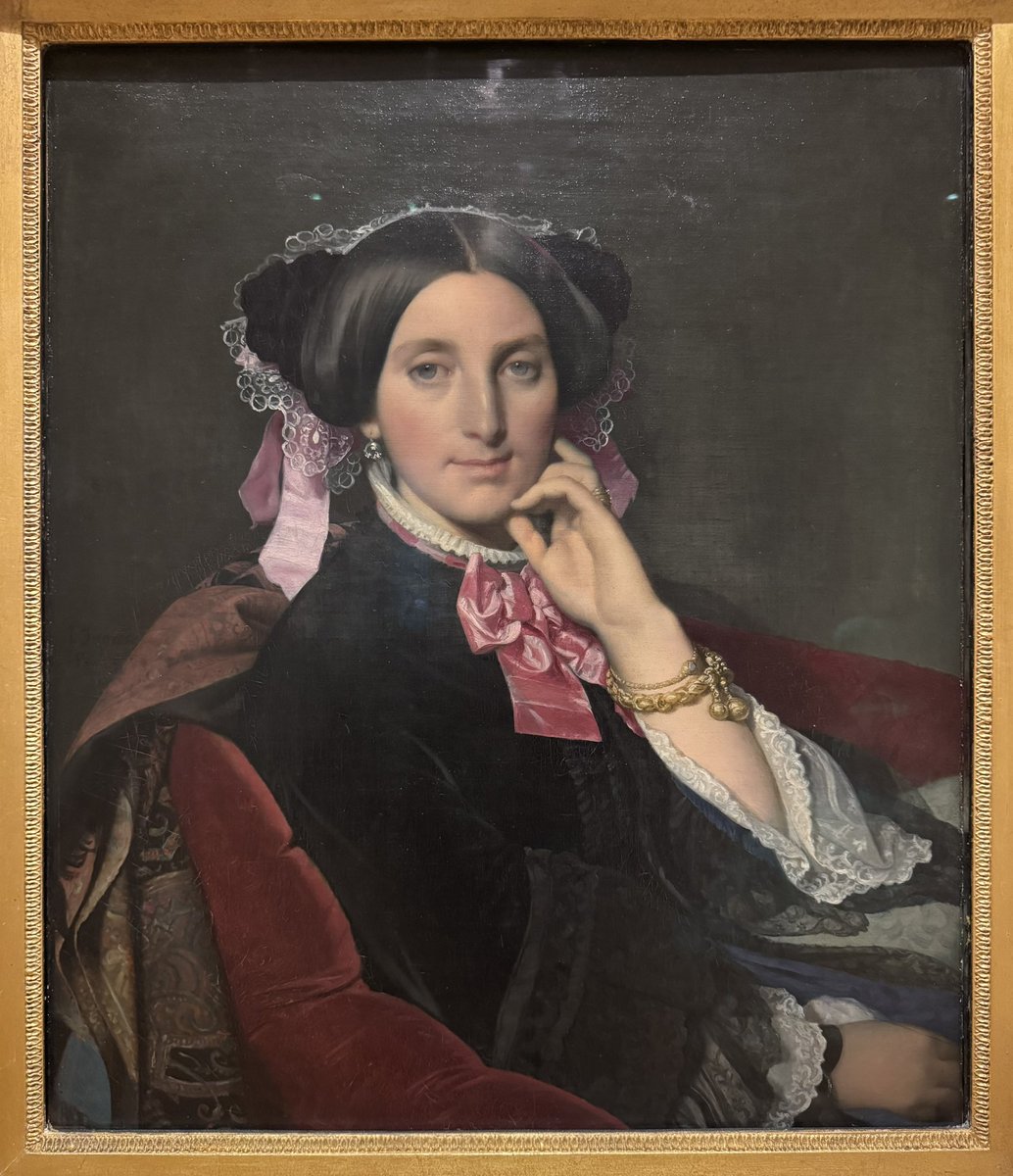 janviertoscan's tweet photo. Il vous reste un mois pour visiter l’excellente exposition « Ingres et la mode » au musée de @villemontauban https://t.co/q9rFUowZjw