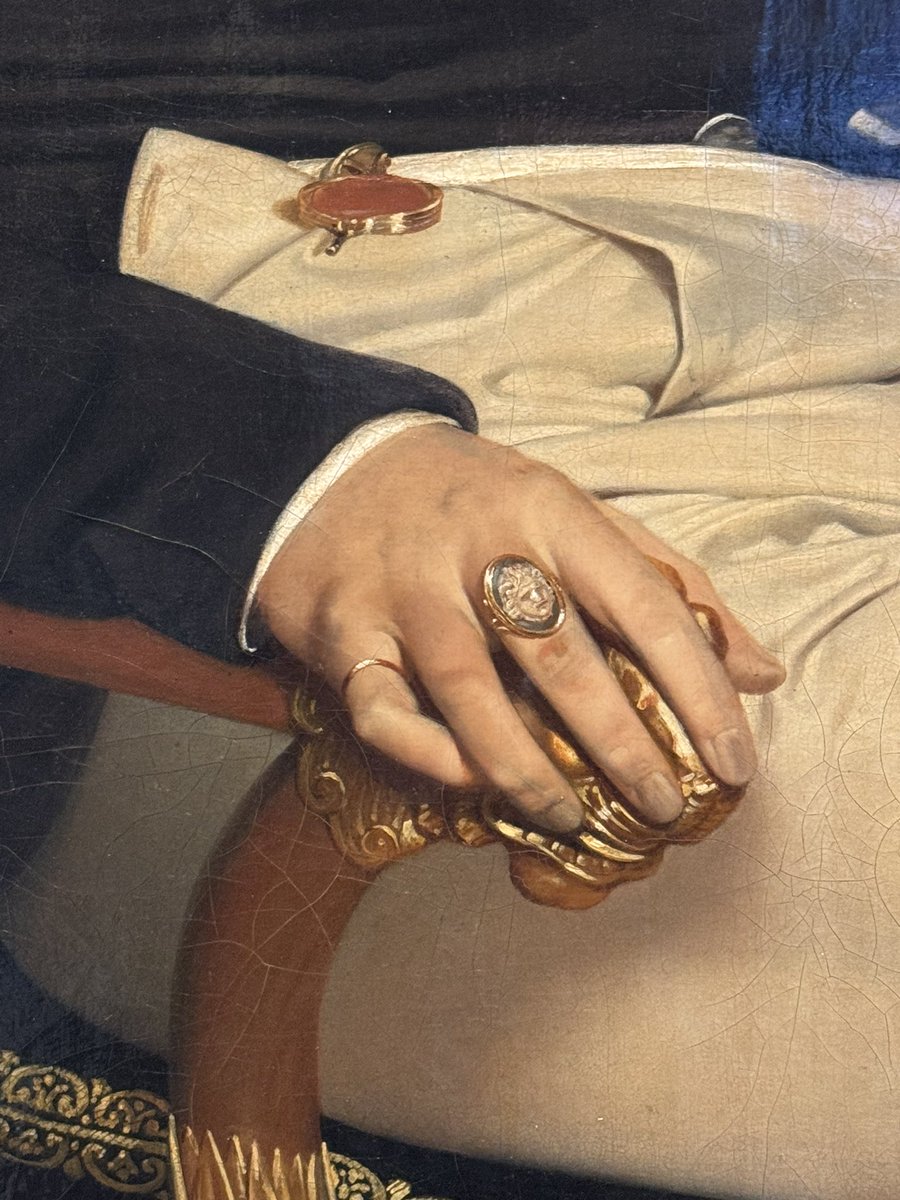 janviertoscan's tweet photo. Il vous reste un mois pour visiter l’excellente exposition « Ingres et la mode » au musée de @villemontauban https://t.co/q9rFUowZjw
