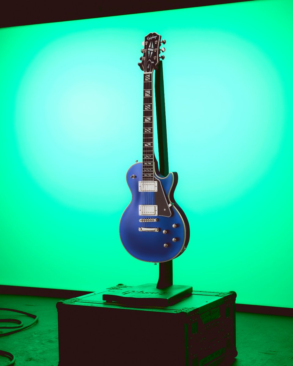 Epiphone's tweet photo. The new Futura Les Paul Custom, a modern version of the iconic model featuring exciting new features for Les Paul lovers worldwide.

Play what’s next with the Futura Series from Epiphone. New feel, new fire, and bold by design. 🔗 https://t.co/djABN5RWRv https://t.co/PKjeh3eRIl