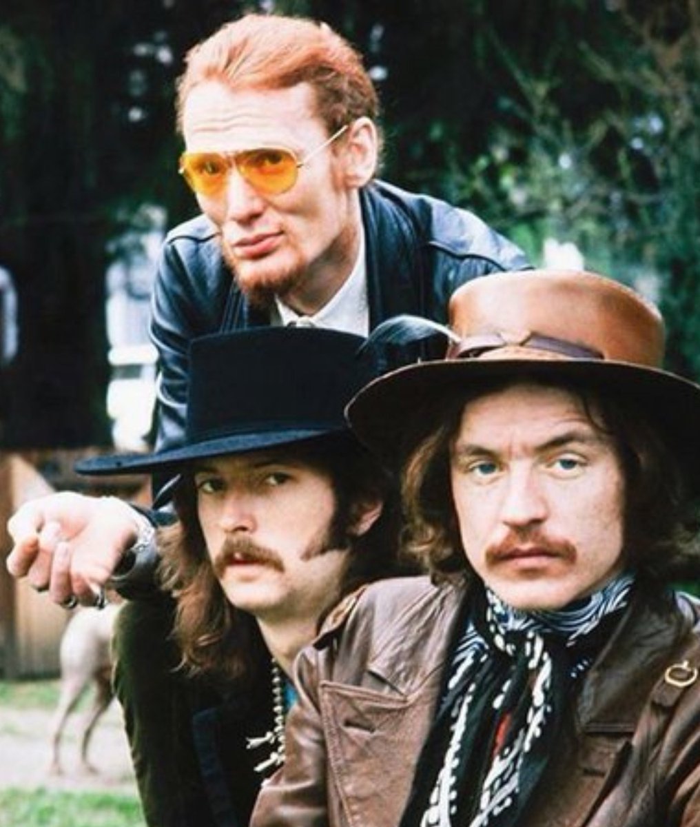 RetroActivoRad's tweet photo. #UnDiaComoHoy 6 de octubre pero de 2019, fallecía a los 80 años de edad, el mítico baterista de Cream y Blind Faith, Ginger Baker #RetroActivo https://t.co/OiGxWLJwvn