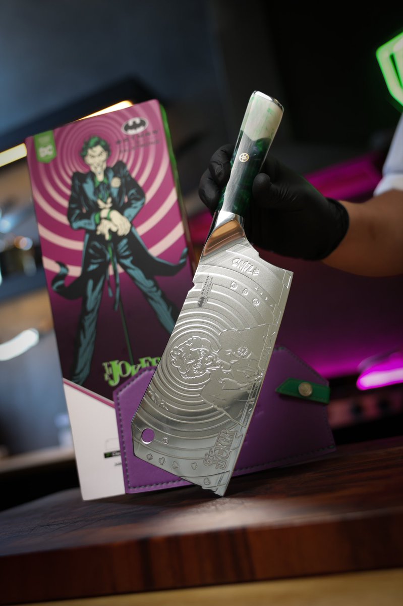 dalstrong's tweet photo. The Joker™️ x Dalstrong 7” Cleaver. 🔪🃏

Built for serious chopping, slicing, and prep, with a broad blade and one-of-a-kind resin handle.

Discover the collection: https://t.co/LqglyGH0q5 🃏

#Dalstrong #Joker #Cleaver #KitchenGear https://t.co/G99vYhw0kr