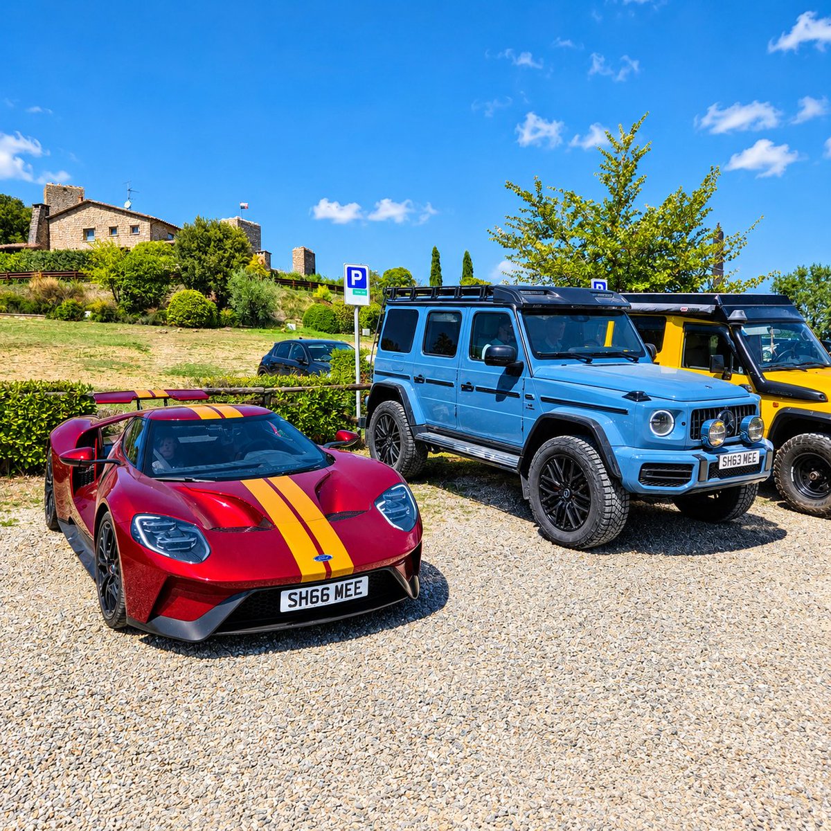 Shmee150's tweet photo. The Ultimate Road Trip has come to an end! Each of my cars was outfitted with @70mai_official. Interested in getting your own? Enjoy the best prices during the Amazon Prime Days October 6&amp;7: https://t.co/6qng152vRr 

#Ad #70mai #70maidashcam #4Gdashcam https://t.co/XCDxpHoRfi