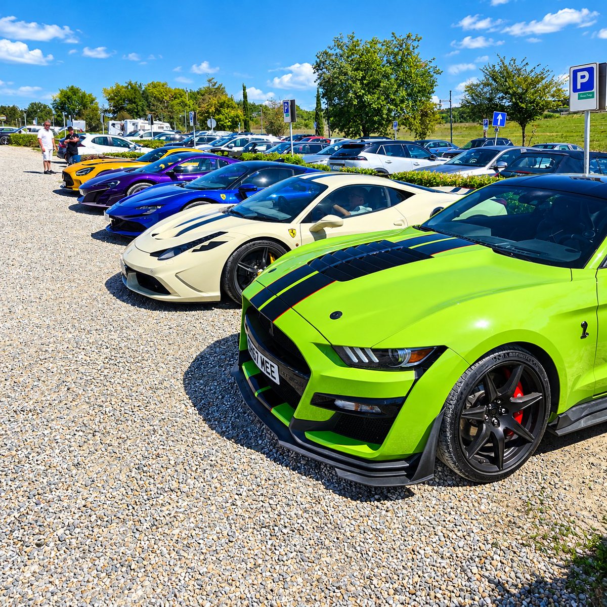 Shmee150's tweet photo. The Ultimate Road Trip has come to an end! Each of my cars was outfitted with @70mai_official. Interested in getting your own? Enjoy the best prices during the Amazon Prime Days October 6&amp;7: https://t.co/6qng152vRr 

#Ad #70mai #70maidashcam #4Gdashcam https://t.co/XCDxpHoRfi