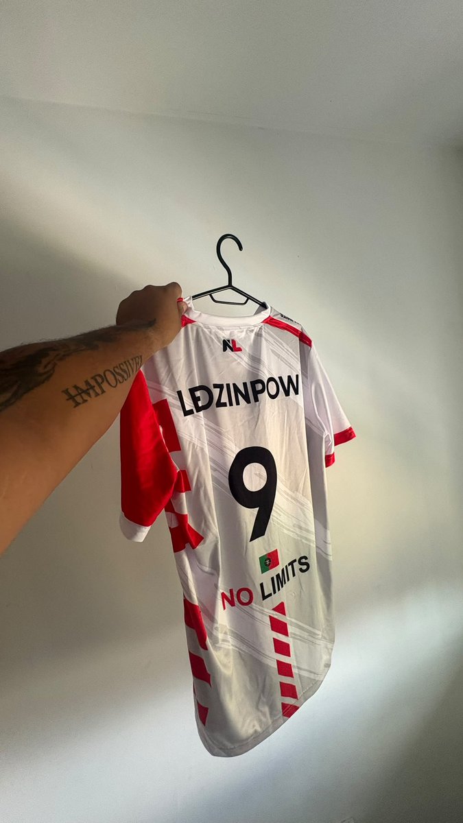 nolimits_esp's tweet photo. NEW &amp; FRESH. 🥵🥶

New faces. Same vision.

#WeAreNoLimits! #UnLimitYourSelf! ⚫🔴

@chiicoiins @nldiogo @joao_coelho04 @Leandro_LS13 https://t.co/q2bcscPMNo