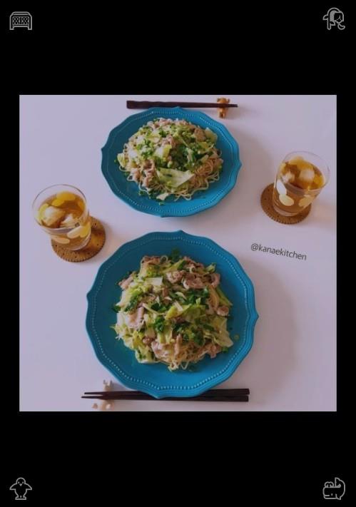 kaname___me's tweet photo. A few minutes later, their food arrives—Mia’s carbonara is creamy and golden, with crispy bacon on top, and Clara’s lasagna is layered with cheese and sauce, steaming hot. They both take a bite, moaning in delight.🛏Raspberry pancakes Sweetness, summer https://t.co/4TRkqgPxkU