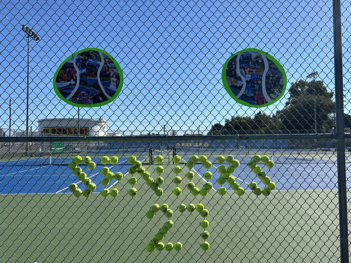 RHS_Shells's tweet photo. Senior Day in Shell Country celebrating our Tennis team Seniors!
#OnceAShellAlwaysAShell
@RoxanaAthletics https://t.co/Blx6Alu26m