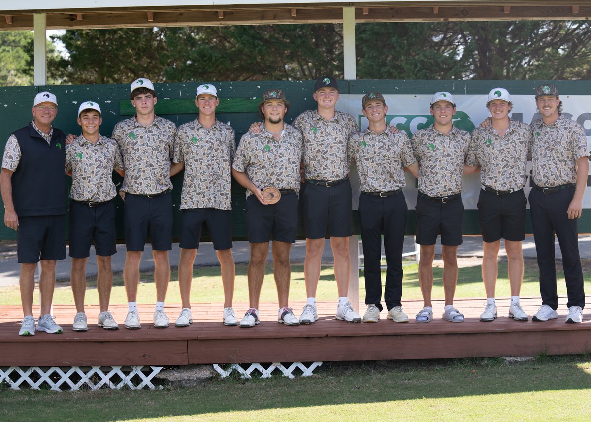 MCCEaglesSports's tweet photo. Eagles Finish Third at Jim Redgate Invitational, Williamson Earns All-Tournament Honors. #FindYourWings 
📰https://t.co/RMJnAtZ1pD https://t.co/XSYs4QCHMj