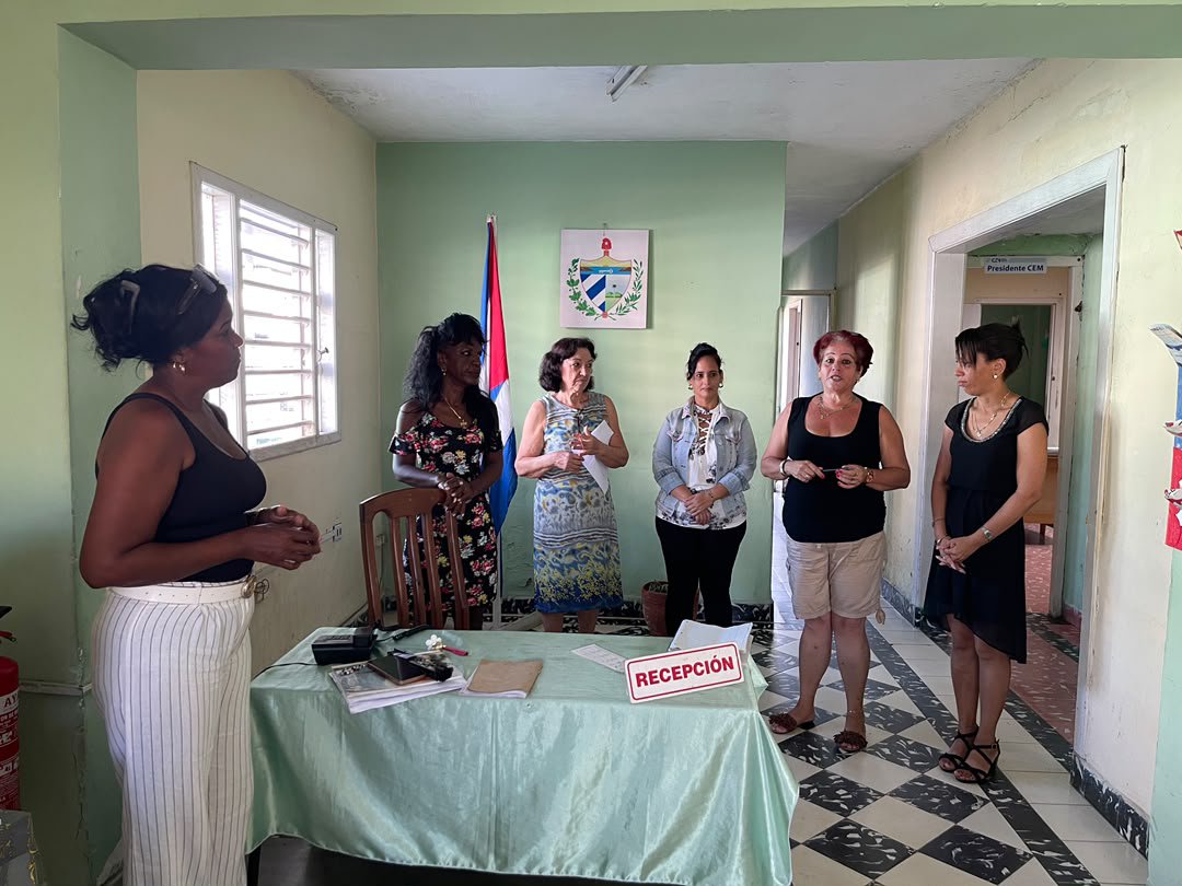 SaimaryGato's tweet photo. La Política de Cuadro es una prioridad para el Consejo Electoral de Pinar del Río. Con 42 años Yurisleidy Matrinez, es promovida al nuevo cargo  de Vicepresidenta Profesional del Consejo Electoral del municipio cabecera. Anteriormente era Gestora Documental.#CheEntreNosotros. https://t.co/ZPN6YfHnqc