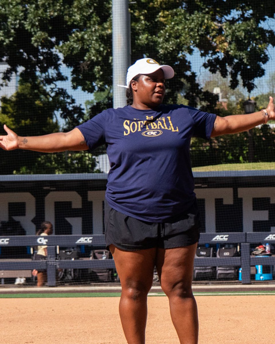 GaTechSoftball's tweet photo. The ones who challenge us to be better, believe in us every step of the way and help build something bigger than ourselves 💛

Happy National Coaches Day! 

#StingEm 🐝 https://t.co/rqg1qYJCS7