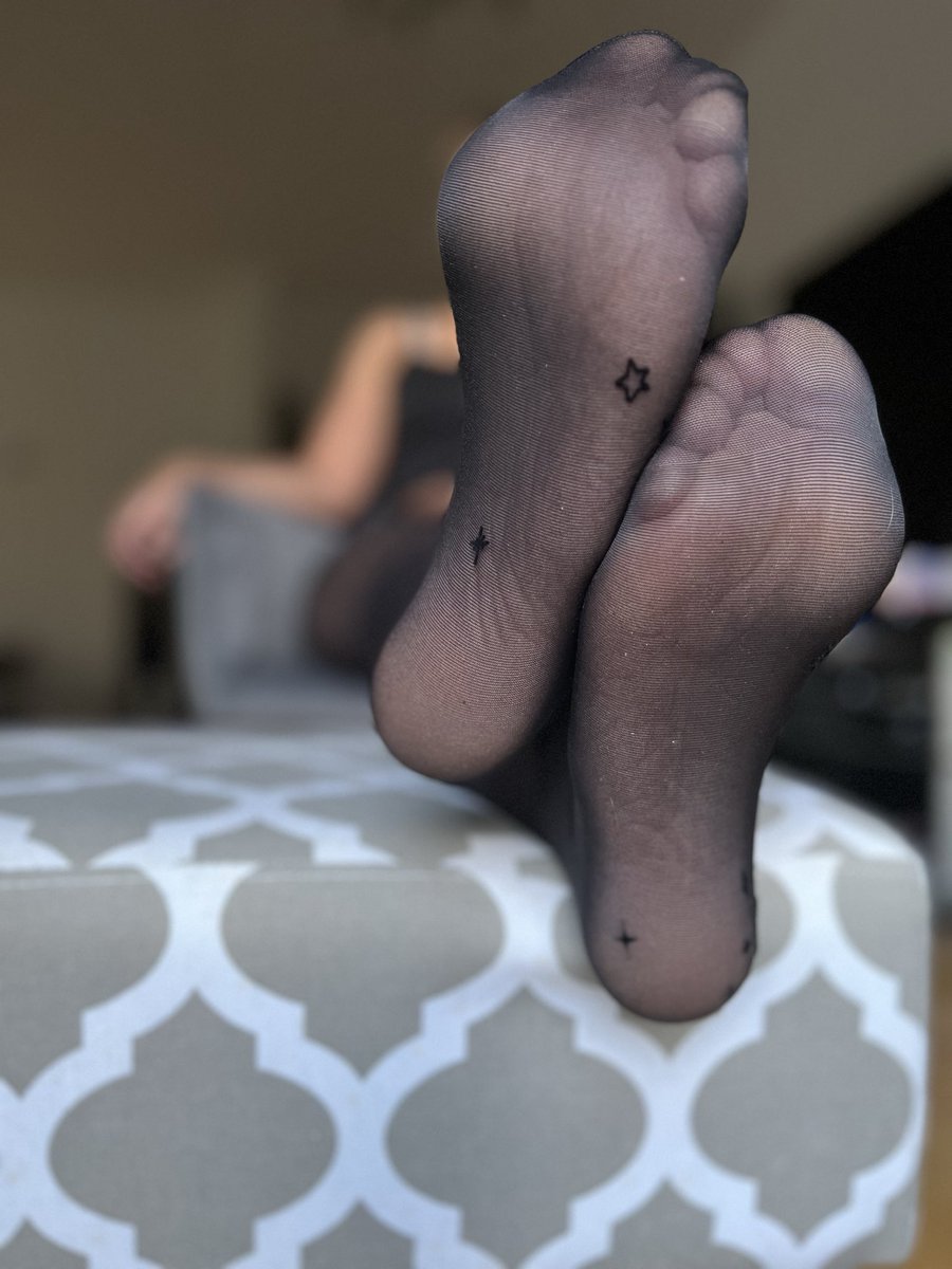 ConnyAgel's tweet photo. @modelssecret_ 
👑From now on, you are my property.👑 https://t.co/GbuDG8HXBp
