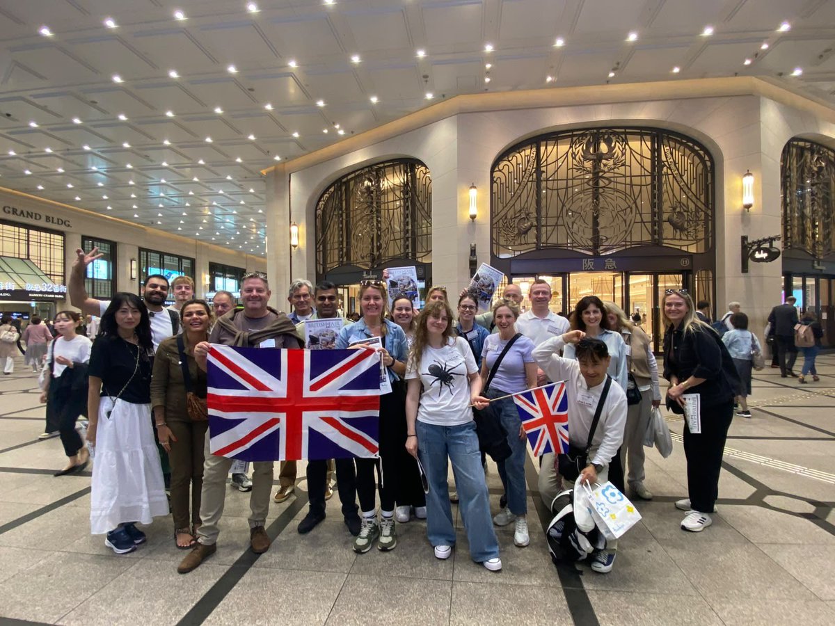 AmbJapanUK's tweet photo. British Fair is opening on 7th October at Hankyu Department Store in Osaka!
This is the largest British Fair in 🇯🇵, made possible by 40 people coming from🇬🇧, showcasing fantastic British culture!
🇯🇵people can enjoy anything from afternoon tea, fish & chips, pies, to Royal Ascot, British fashion, antique furniture, and many more!! 🇯🇵❤️🇬🇧!!!