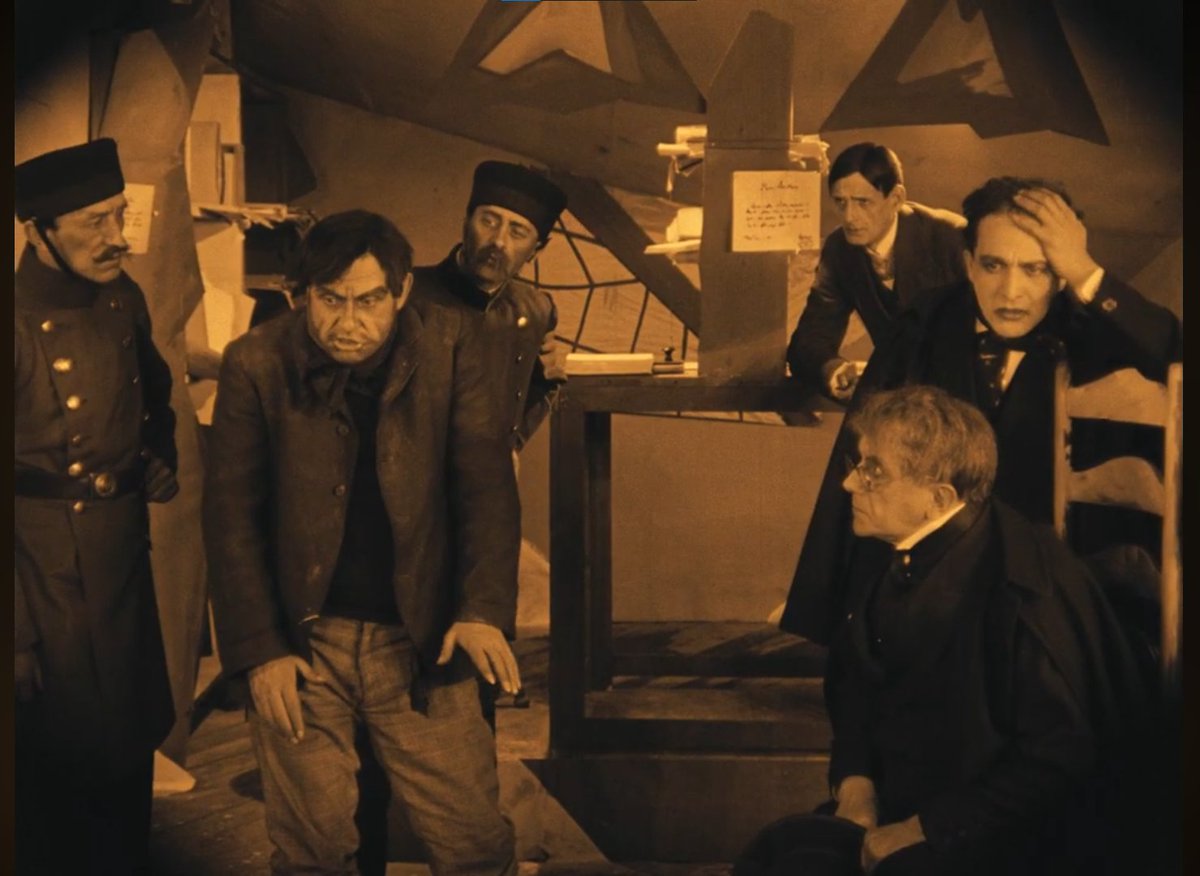 HamdyPlus's tweet photo. On revisiting Caligari, I found myself focusing on its furniture, particularly the chairs. 🧵1/n https://t.co/JBhEaRgksT