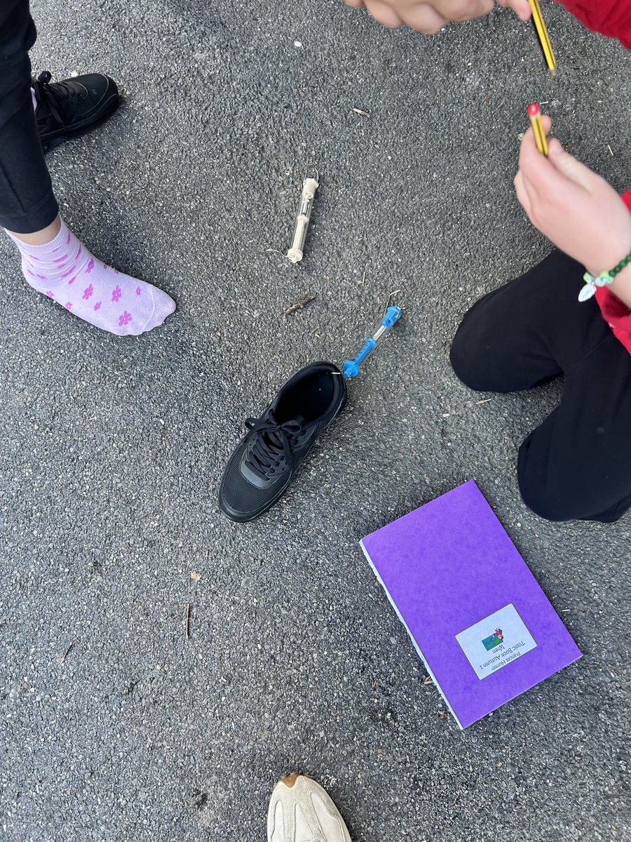 missiongrove1's tweet photo. Putting friction to the test! 📊 Year 5 have been using Newton meters to measure the force required to pull objects across different surfaces. Brilliant hands-on science in action! 🔬📏 #Year5Science #PrimarySTEM #ScienceInAction https://t.co/JFA7nxx1V4