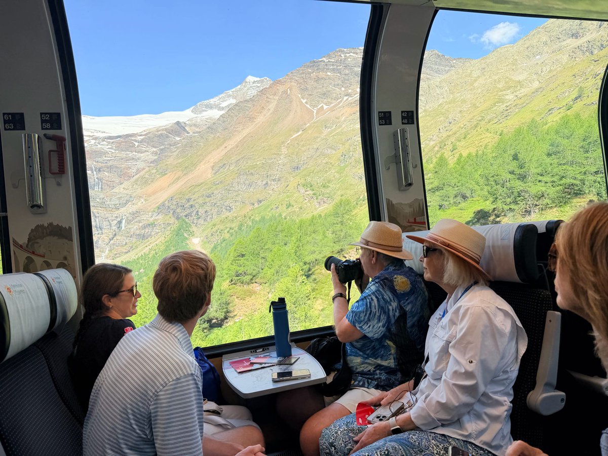 TexasExes's tweet photo. Traverse Switzerland, taking in breathtaking Alpine vistas, crystal-clear lakes and the majestic Swiss Alps. Along the way, explore storybook villages, cruise turquoise waters and, of course, indulge in plenty of Swiss cheese and chocolate.

Book today → https://t.co/mbhRp1nmdx https://t.co/J8c42RFtj6