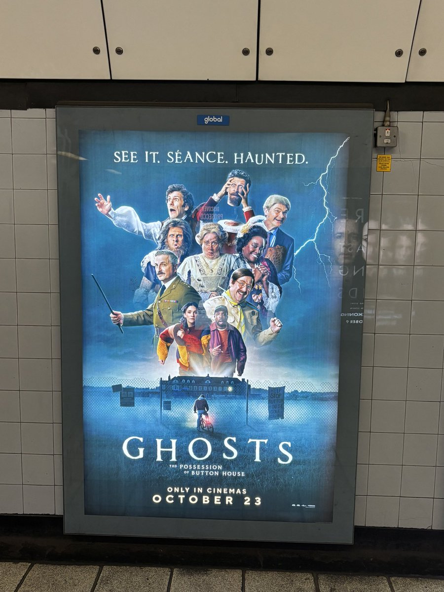 gutstabbed's tweet photo. This tagline on the underground… 100/10 https://t.co/3sZwaQP5WI