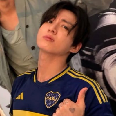 jjksatoru's tweet photo. #NuevaFotoDePerfil https://t.co/3EA5iFlyfX