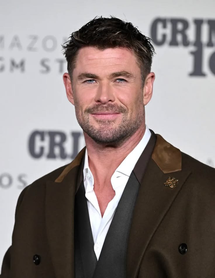 ChaosCrave_'s tweet photo. Chris Hemsworth has reportedly been cast to voice Optimus Prime in Michael Bay's upcoming live-action Transformers movie, taking over following the passing of Peter Cullen. https://t.co/igmKVwgCX7