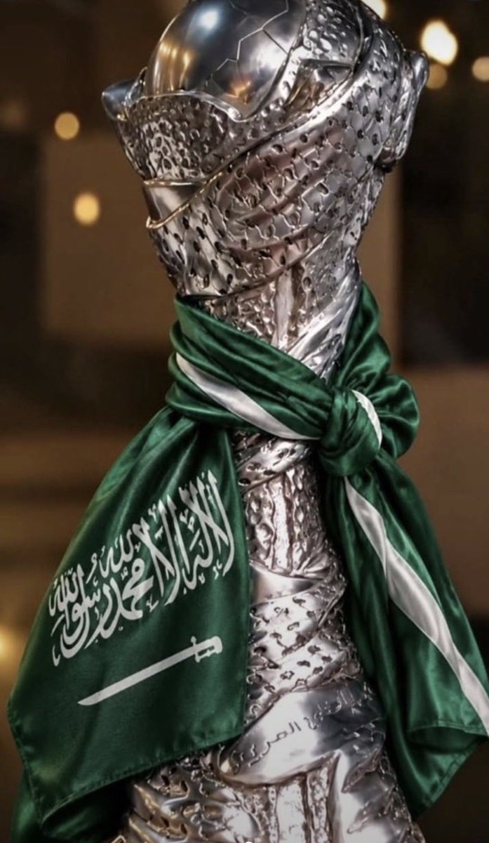 A_khloudd's tweet photo. الففف مبروك نجاحك سياسيا وعسكريا ورياضياً نعمة تستوجب الشكر فاللهم لك الحمد والشكر 🇸🇦💚💚
#خليجي٢٧ 
#السعودية_الإمارات 
#كاس_خليجي_٢٧ 
#صقورنا_فخرنا https://t.co/30NQh7jd1R
