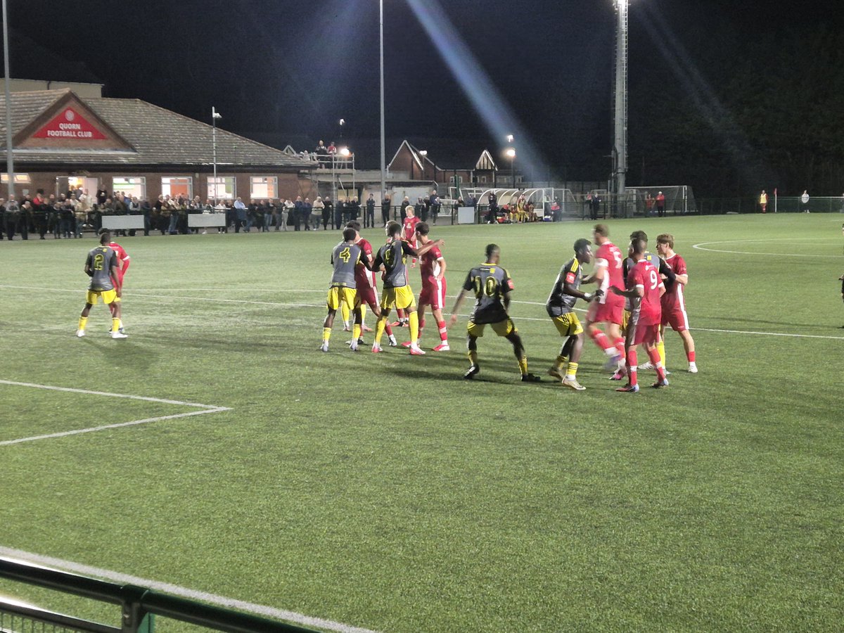 Nickthebee36's tweet photo. @QuornAFC v @AshtonUnitedFC in the NPL tonight. Thoroughly entertaining match between 2 teams on the front foot throughout. Ashton took a 2 goal lead before Quorn pulled 2 goals back. Final score 2-2 in front of 301, great game🙂⚽️ @NonLeagueCrowd @NLprogs https://t.co/arAxVDvQsH