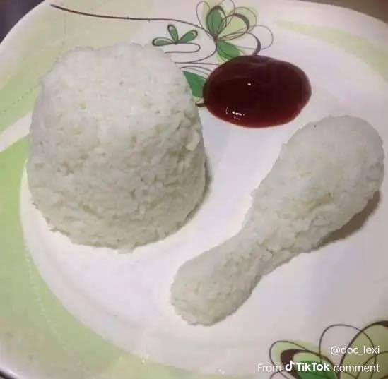 mlkpns's tweet photo. sun: ano ulam natin? :D

ongsa: chicken ! https://t.co/bj6RXrEHp8