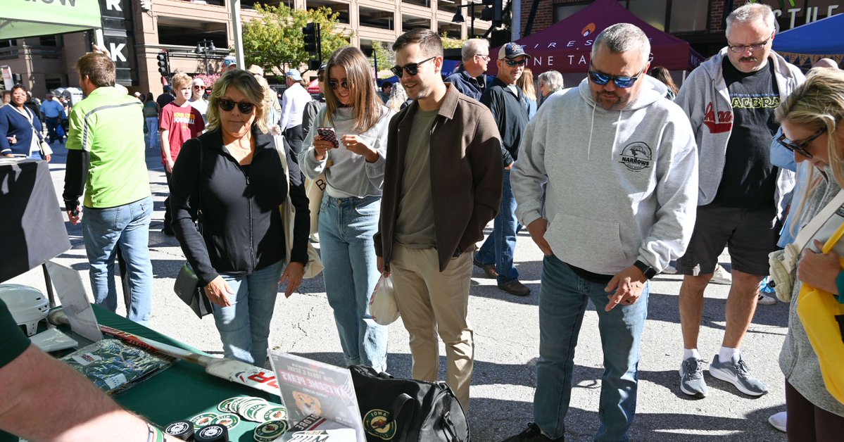 IAWild's tweet photo. Always a good time at @DTFarmersMarket 🌽

#WildTerritory | @DSMpartnership https://t.co/HsRP6WLbgl