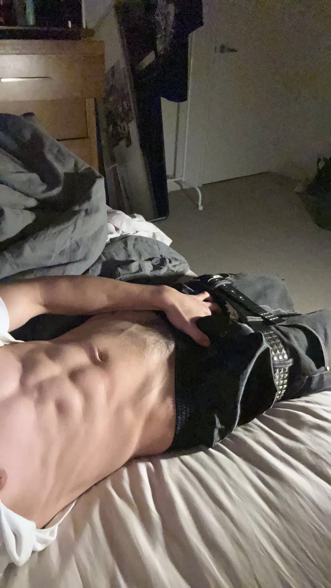 pureXpetite's tweet photo. @TittyQueenglz Yes https://t.co/BzFg2IkxOz