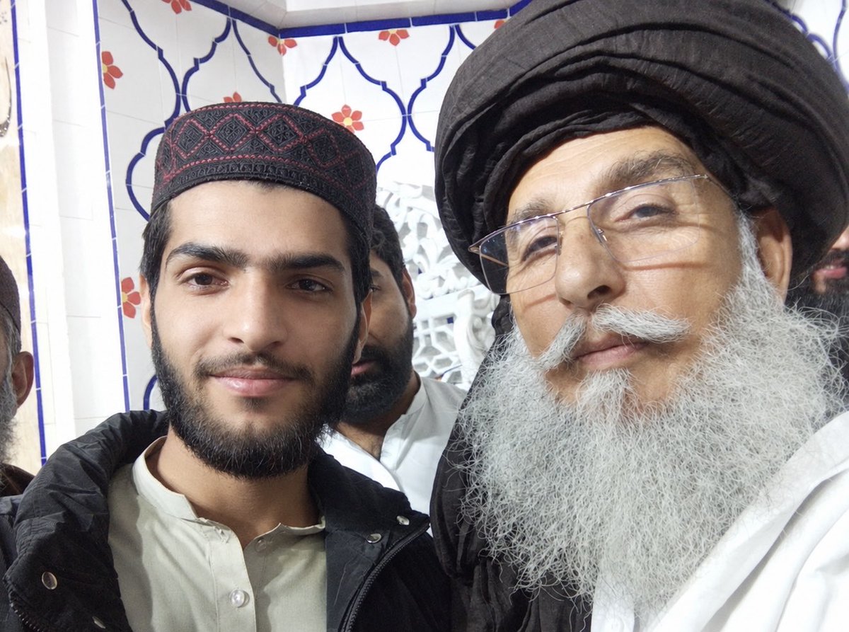Muawiz_13's tweet photo. جو ڈٹے ہوۓ ہیں محاذ پر

مجھے ان صفوں میں تلاش کر

سید بادشاہ کی ناحق گرفتاری کو ایک سال مکمل 🥹 https://t.co/4JM6FgYevq