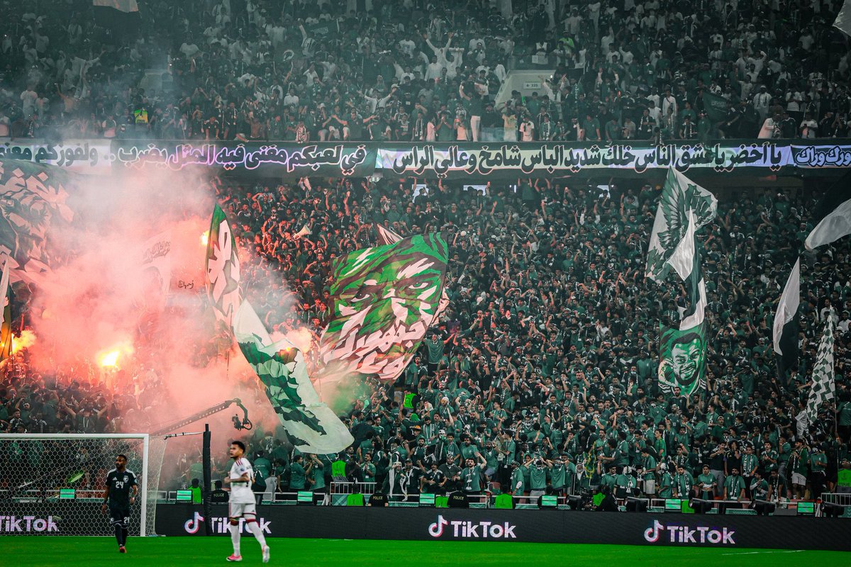 _lli18l's tweet photo. شامخ وعالي الراس يا سعودي 💚 https://t.co/eiVzj1Uvbx