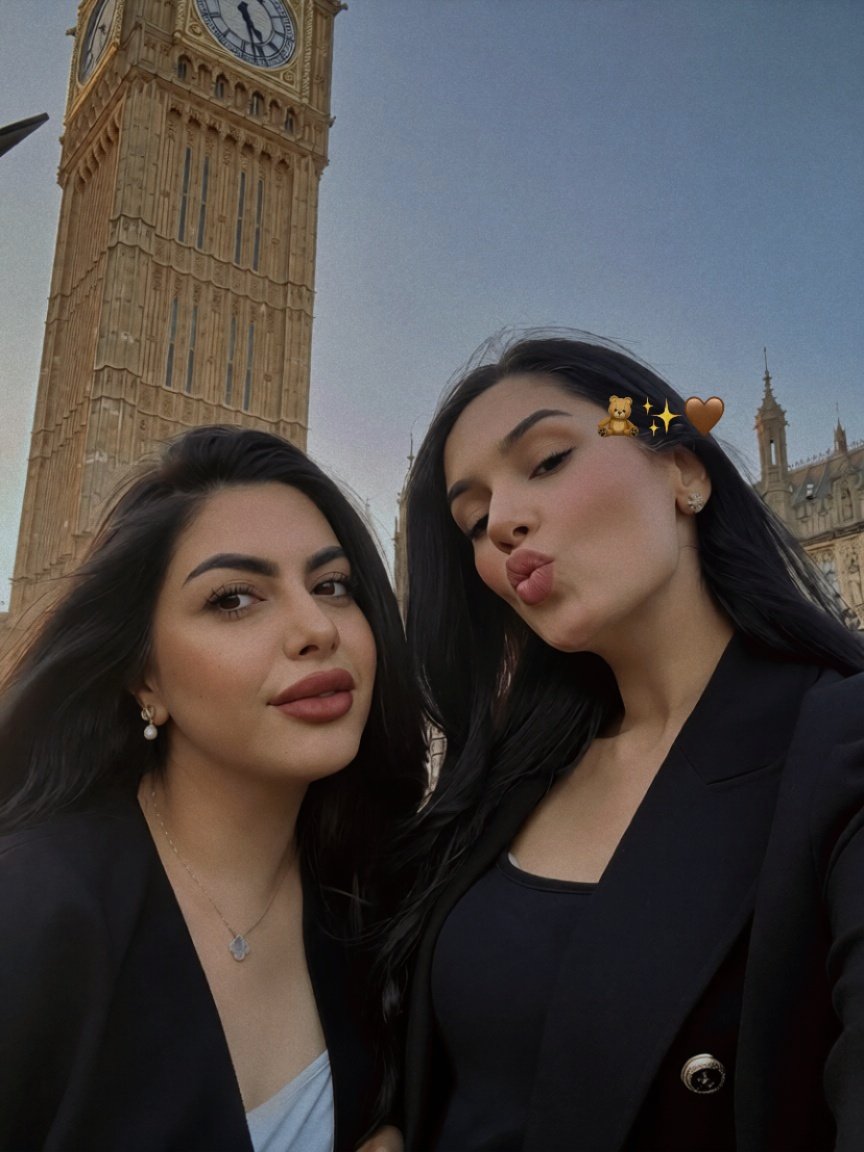 Dr_farahlaith's tweet photo. Friendships goals ✨️ 💙 https://t.co/rjcAMDLfeI