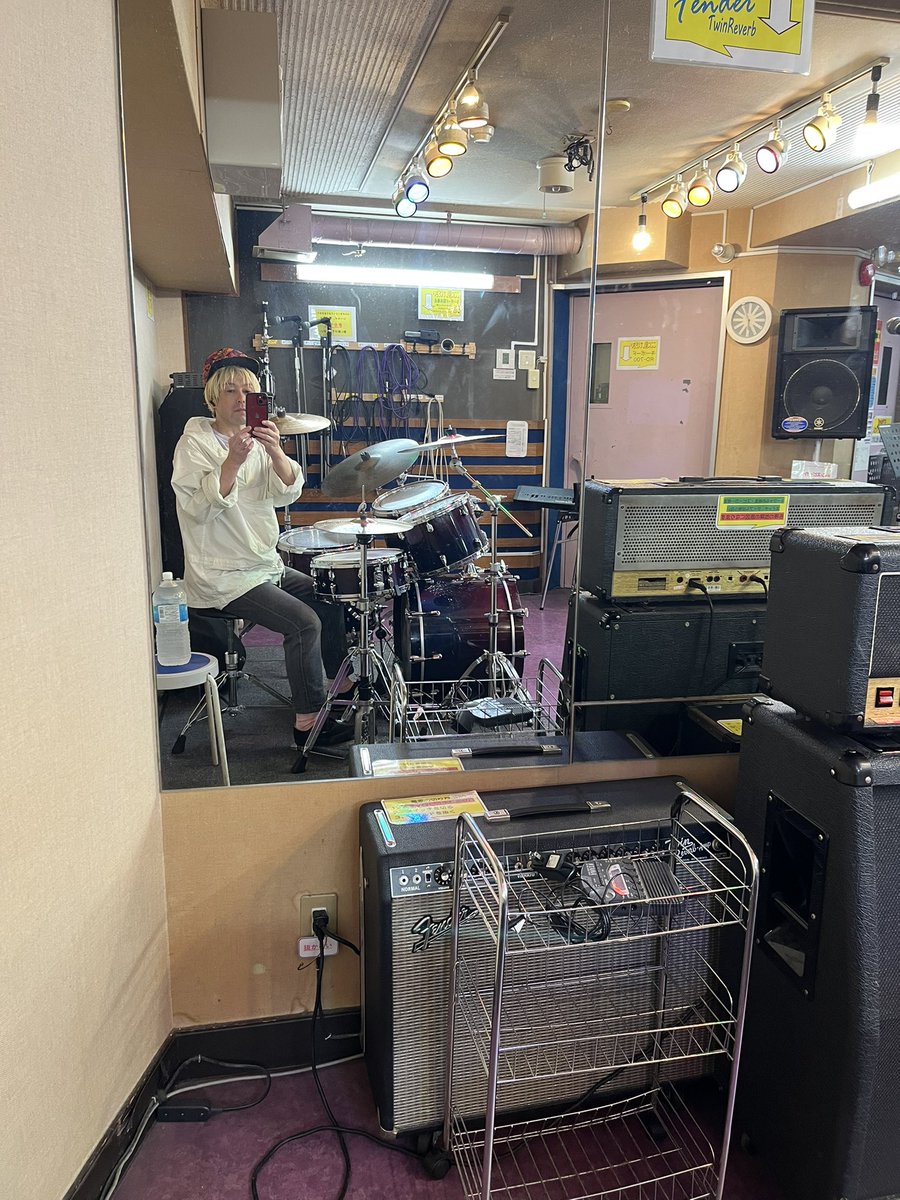 norio0046's tweet photo. ワンマン1カ月切りました。是非〜

始めます。 https://t.co/bLUdQcLWXY