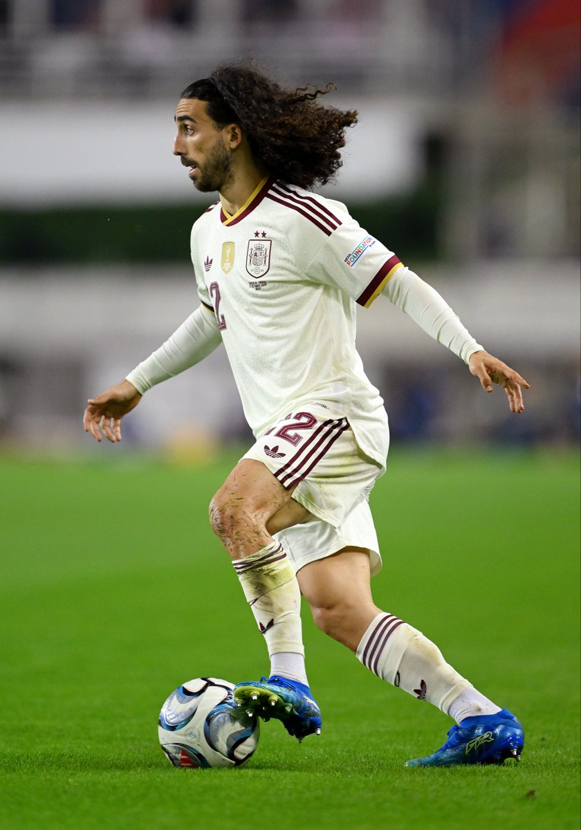 cucurella3's tweet photo. Cuatro de cuatro 🇪🇸
@SEFutbol https://t.co/XMbbebCEE4
