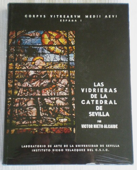 TC_EL_ALMACEN's tweet photo. LAS VIDRIERAS DE LA CATEDRAL DE SEVILLA (NIETO ALCAIDE) 1969. RETRACTILADO DE ORIGEN https://t.co/VU1XfmroaR a través de @todocoleccion #Catedral #CatedralSevilla #Arte #Vidrieras #Vitral https://t.co/Z1b3VpbZWU