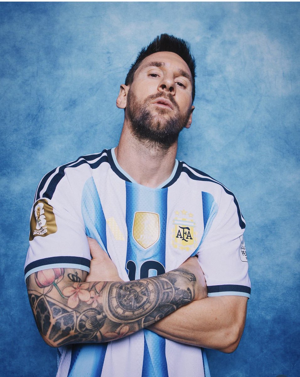 TheCookieteeGH's tweet photo. For the last time in Football history, THE GOAT plays for his national team tonight. . . 

Some players give you memories. Lionel Messi   gave us a lifetime of them. 🥹🇦🇷

We watched a boy become the greatest. We celebrated, cried, dreamed, and witnessed history with him. I honor you again tonight. 

Football will never feel quite the same. Gracias, Leo. Forever THE GOAT. 🐐♾️
