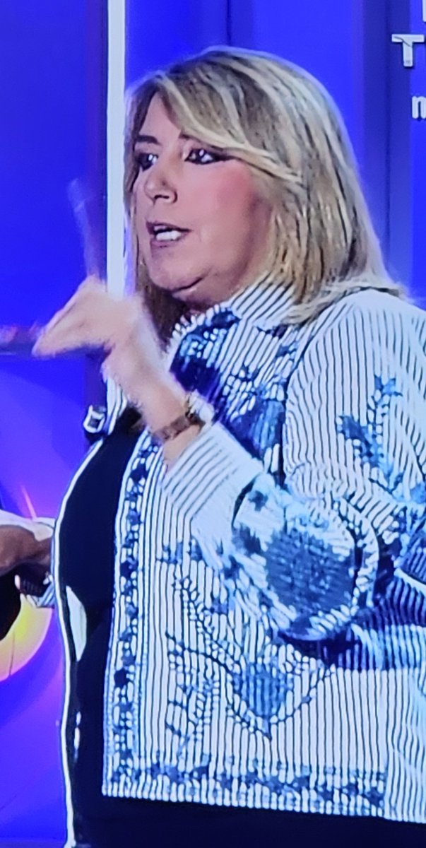 jemayfe73's tweet photo. Todo el día en televisión. 
Más falsa que Judas. https://t.co/Y3aKVC9UId