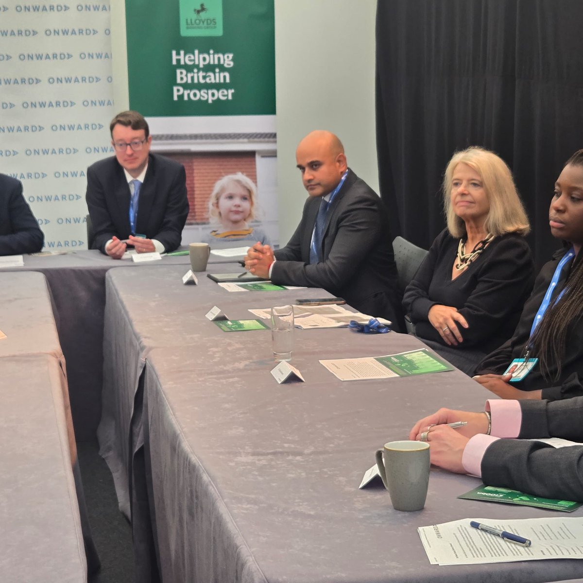 hbaldwin's tweet photo. #CPC26 Another excellent day with panels, fringes, small businesses and local @Conservatives and everyone is loving the Birmingham Tapestry https://t.co/SMKlq88joc