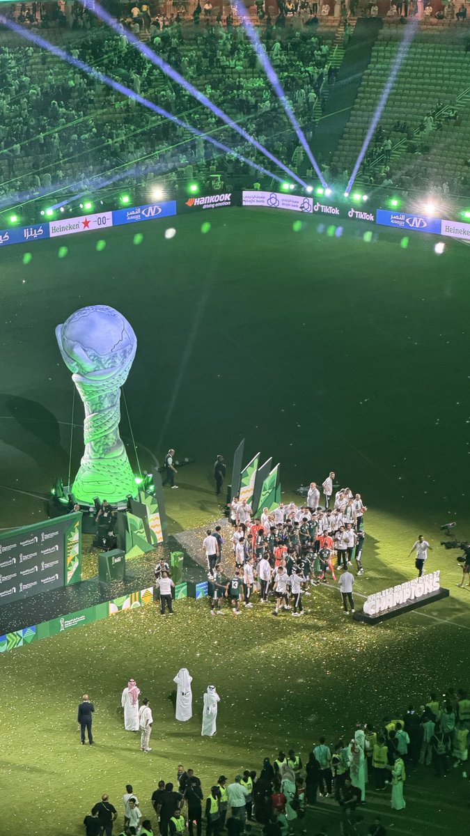Dah1s_'s tweet photo. الف مبروك 💚💚💚🇸🇦

#خليجي٢٧ https://t.co/JN6Ubmh4B4