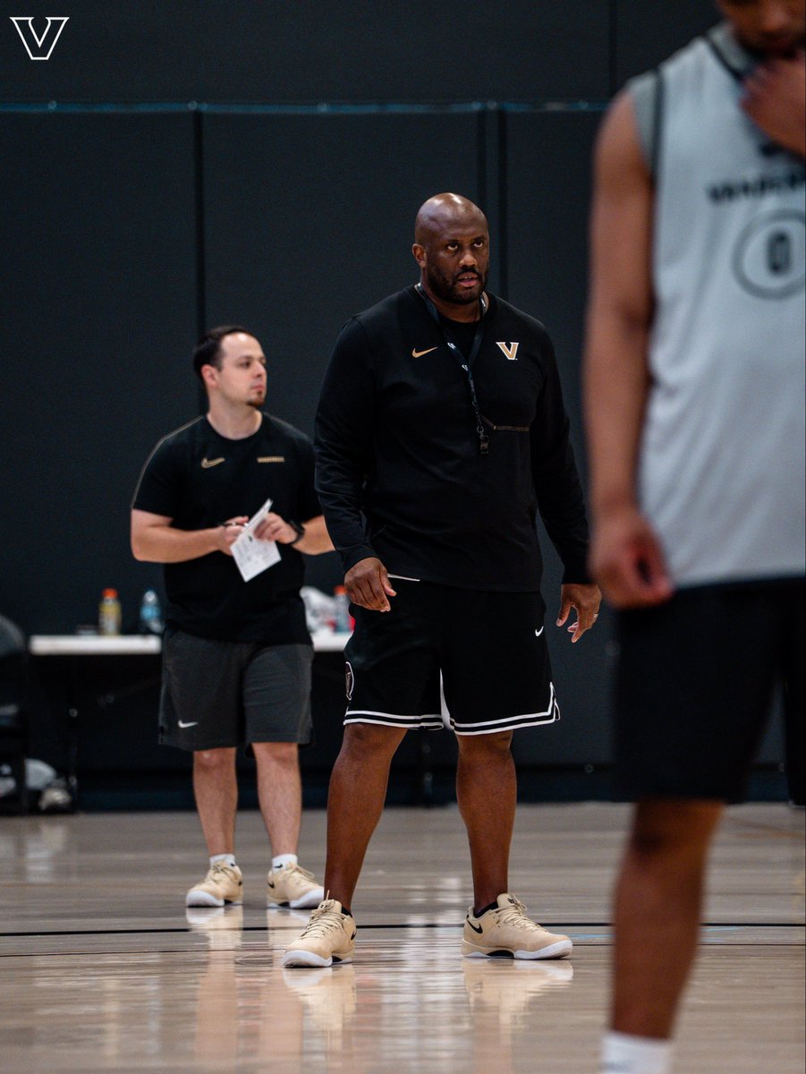 VandyMBB's tweet photo. Happy national coaches day to the best in the business ⚓️⬇️ https://t.co/4fhuVIs9MG