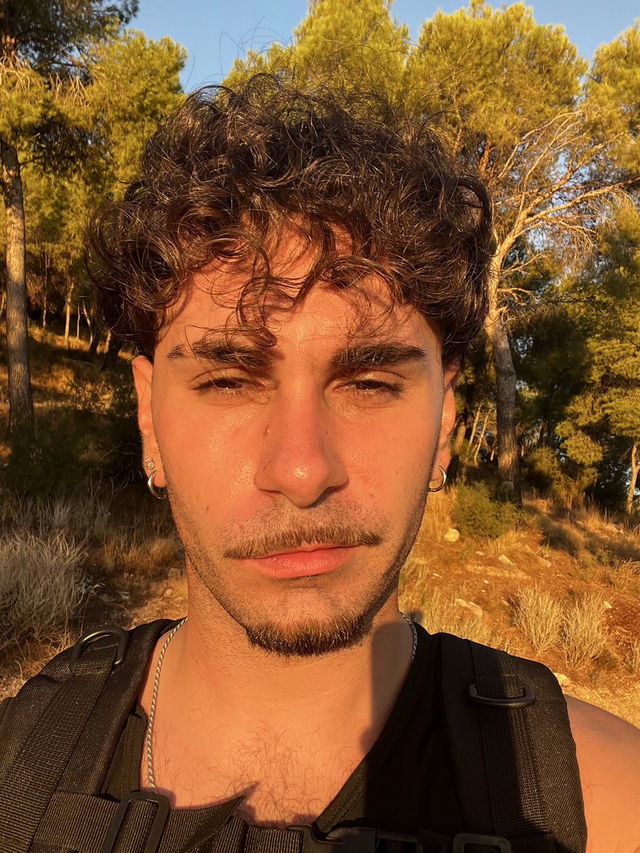 AlphadeAlba's tweet photo. No os pone cachondos que os humille con esta cara de malo?🐷🥵💸 https://t.co/YzmsjAouuH