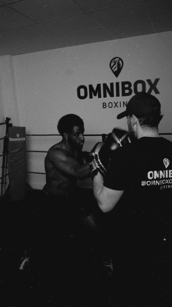 dtgyeahyeah's tweet photo. what's good @MisfitsBoxing ? https://t.co/mbHZpsQKjB